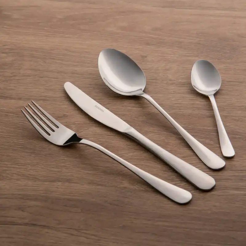 Jedálenský príbor HOTEL KLC – profesionálna 24-dielna nerezová sada v kazete 8