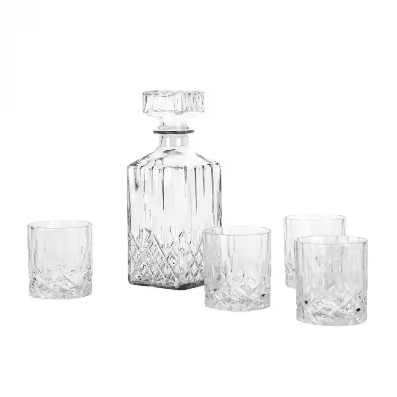 Fľaša na whisky + 4 poháre, sklo KLC 13