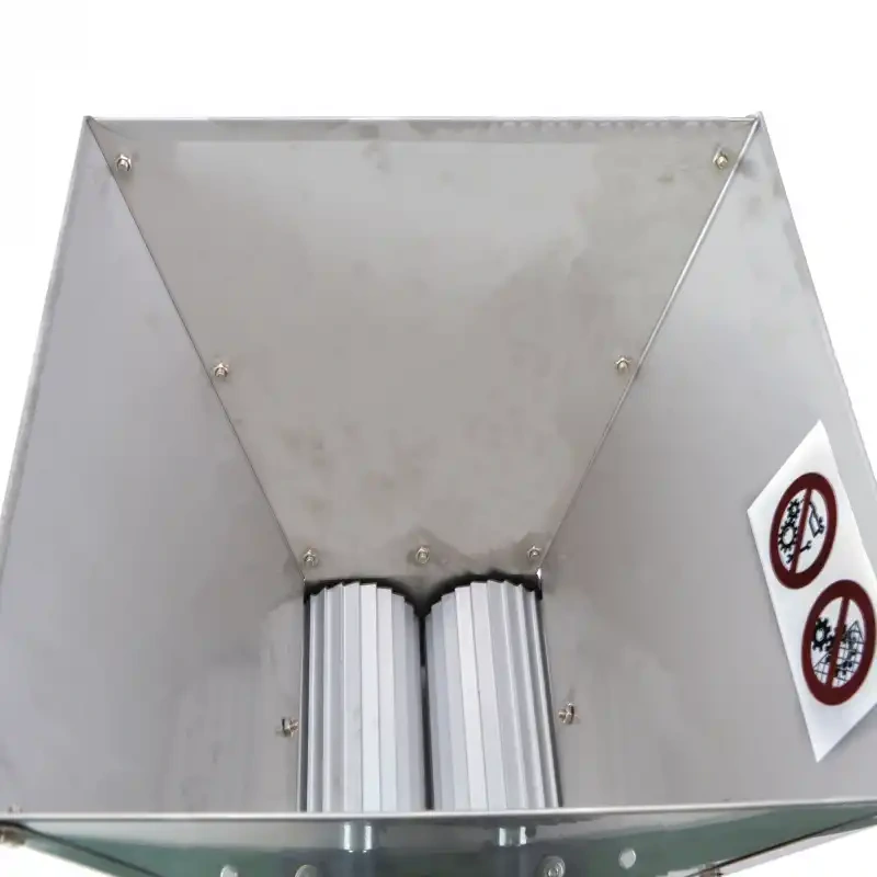 Ručný drvič hrozna 15 l s valcami nerezový násypník na bobule 65 × 40 × 52 cm 1