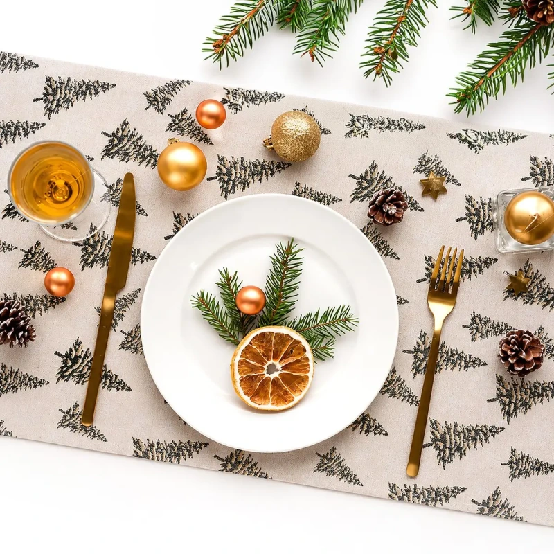 Behúň na stôl 250 × 28 cm / vianočný motív / polyester a bavlna 1