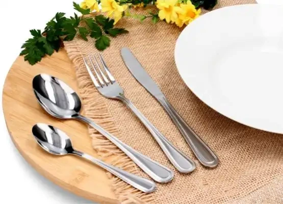 Jedálenský príbor LONDON – 24-dielna nerezová sada v tradičnom dizajne 1