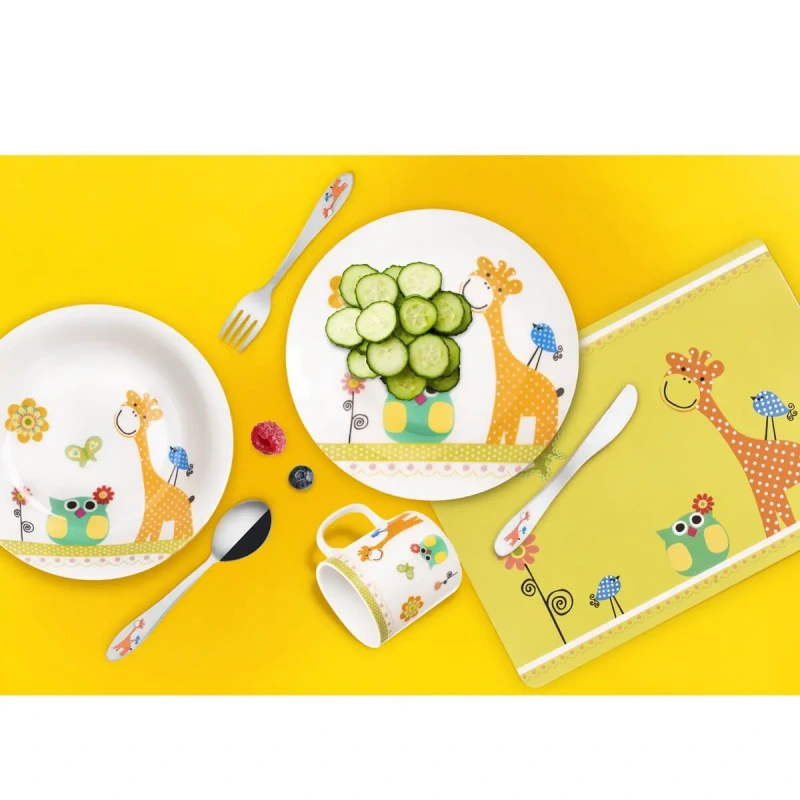 Detský príbor ŽIRAFA – nerezový 3-dielny set s farebným motívom žirafy 2