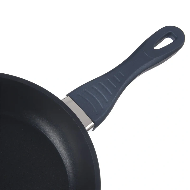 Nepriľnavá panvica DIAMANT 24 cm – indukcia, spevnený povrch, PFOA FREE 2