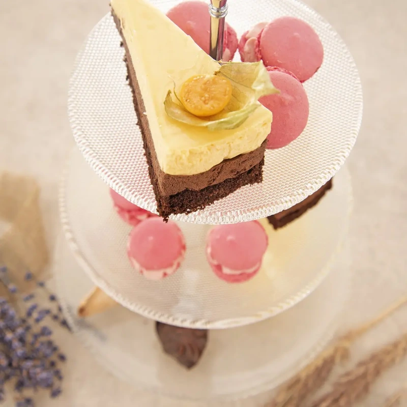 Servírovací stojan Ema – sklenený trojposchodový stojan 3 poschodia 2