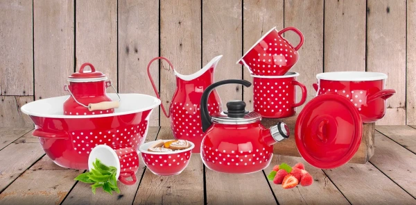 Kanvica BODKA 2 l – smaltovaná kanvička na mlieko s pokrievkou 2