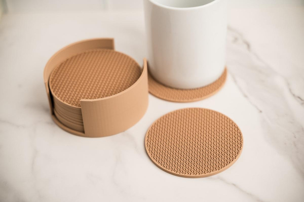 Podložka pod pohár 9x9x0,4cm plastová balenie 6ks